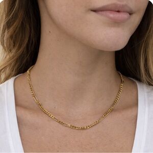 Christian Dior Gold Chain Necklace👝